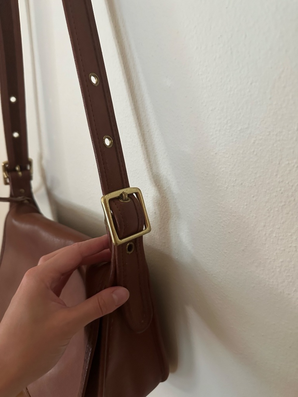 Vintage Coach Saddle Bag Style 9891 British Tan Leather Crossbody Purse - Picture 9 of 10
